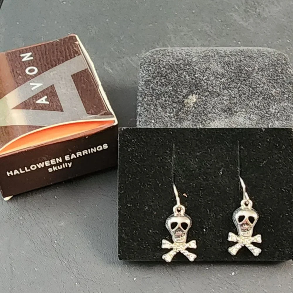 Avon Halloween Earrings Set of 3 - Picture 5 of 6